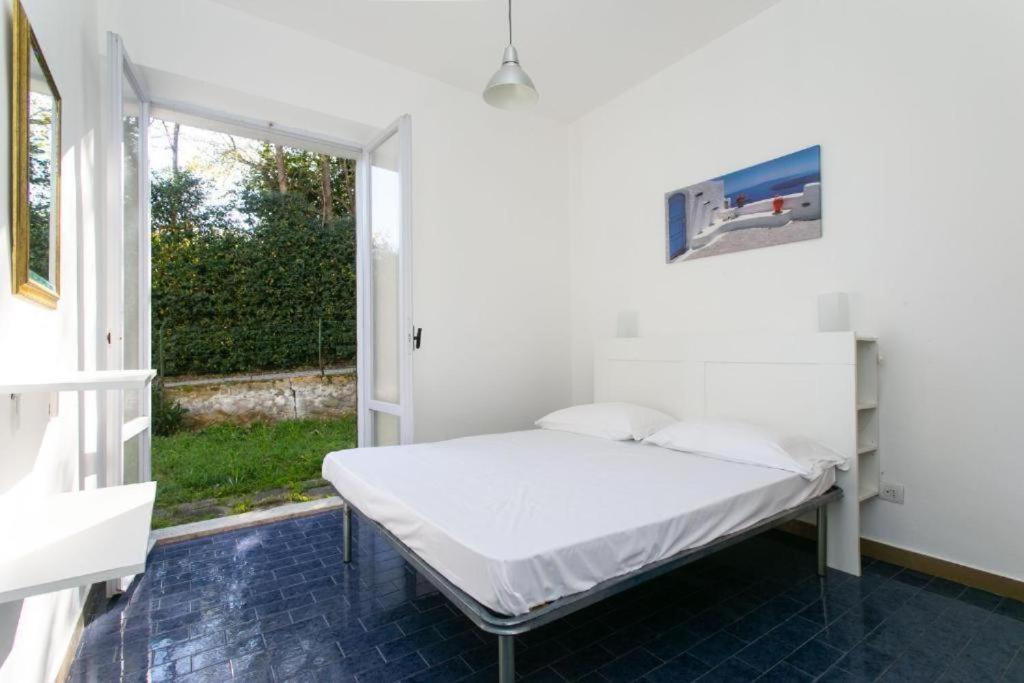 Apartamento Trilocale Al Mareverde Con Giardino - M083 *